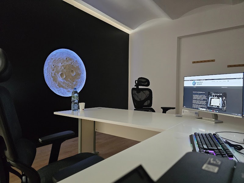 LunarTech Serwis Michał Bojarski - Serwis komputerowy Zielona Góra